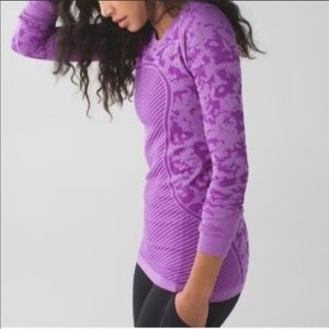 - Lululemon run swiftly purple top size 6